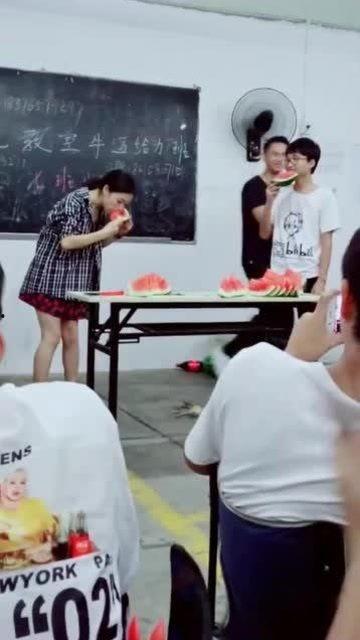 女子吃瓜旅游被骗,揭秘旅游陷阱背后的真相