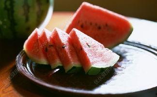 70后喝酒吃瓜,酒香瓜甜的岁月记忆