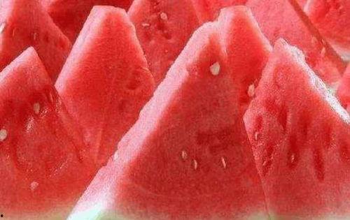 夏日吃瓜妆,解锁夏日美颜新风尚